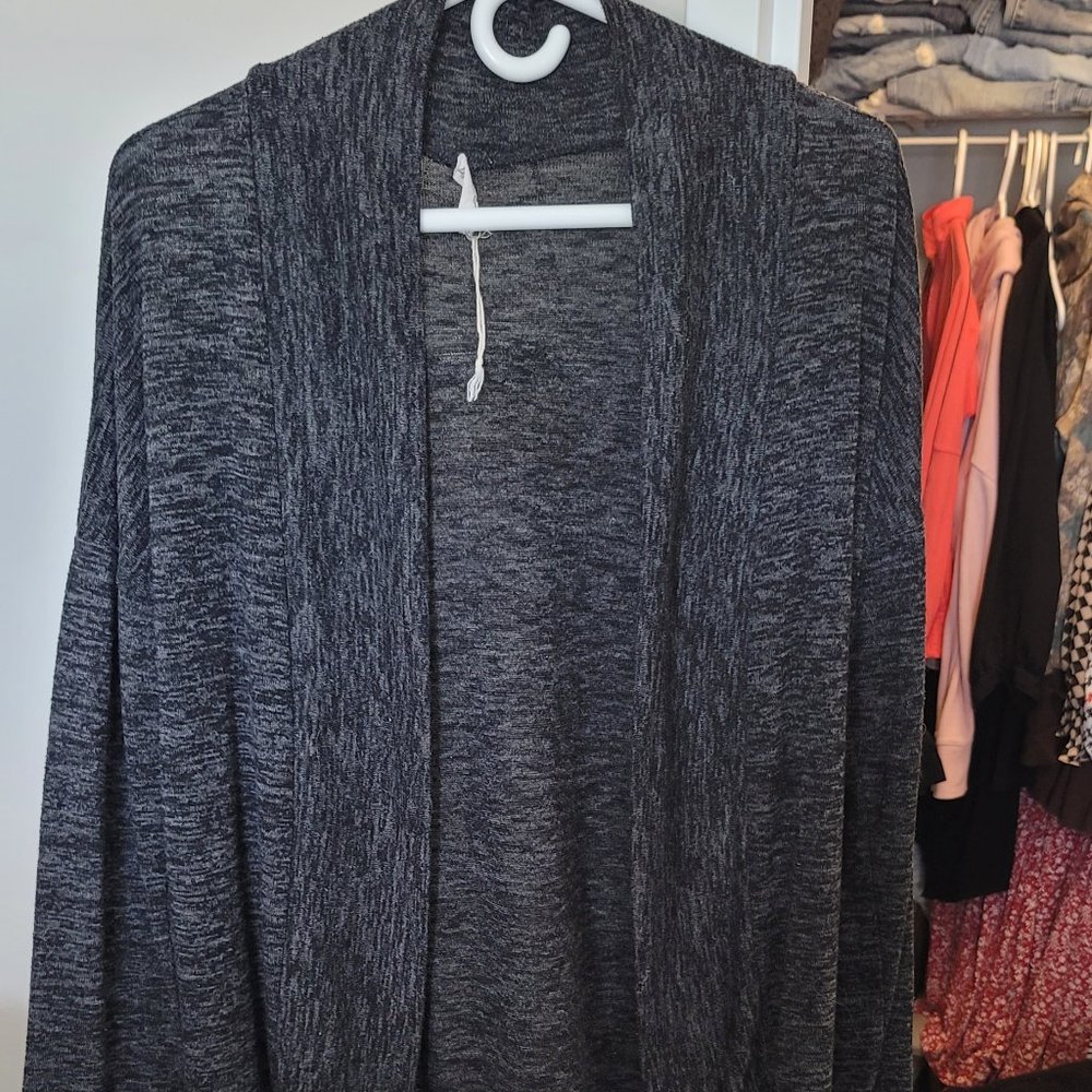 Black/Grey cardigan size Lrg